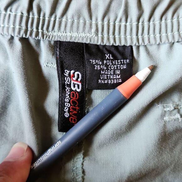 St. Johns Bay Green Shorts Women's XL Polyester Cotton Button Zipper Closure - Picture 4 of 8